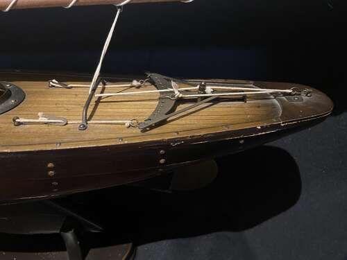 Fine Quality Edwardian Period Wooden Pond Yacht