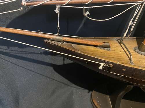 Fine Quality Edwardian Period Wooden Pond Yacht