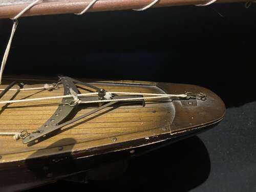 Fine Quality Edwardian Period Wooden Pond Yacht